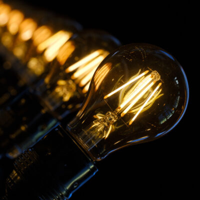 Lichtflair mit Designerleuchten - Lampenwelt.de präsentiert leuchtende Stilikonen fürs Interieur