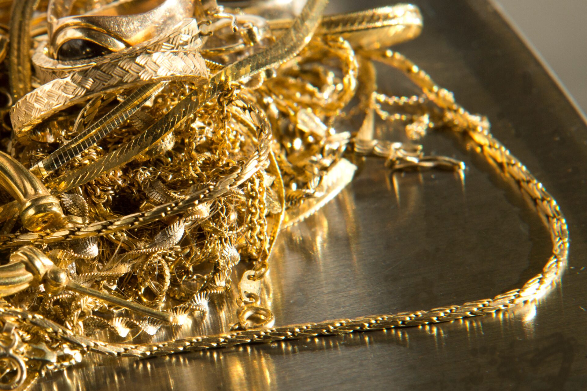 Gold sicher lagern Wo versteckt man Gold im Haus?